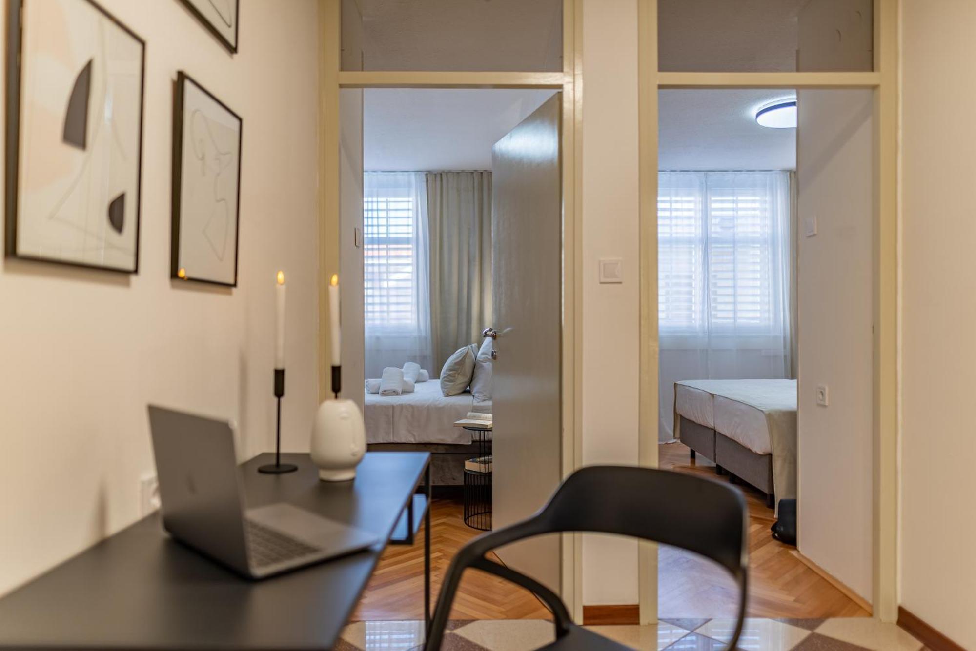 자다르 A&M 3 Bridge Luxury Center 아파트 외부 사진